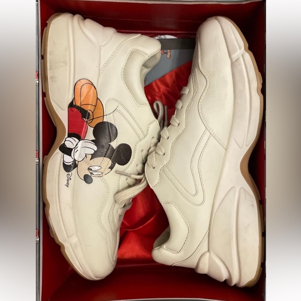 Gucci trainer shoes. Designer shoes
